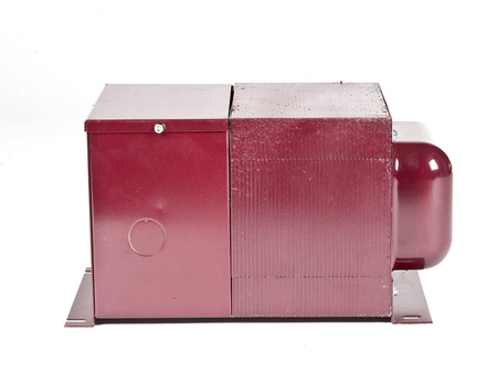 ADUH-5000 - Transformator "step-up / step-down" 110V - 240V AC, 5000VA