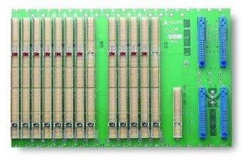 cBP-6413DR – Magistrala pasywna CompactPCI