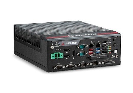 MXE-560X/M4G - Bezwentylatorowy komputer przemysłowy